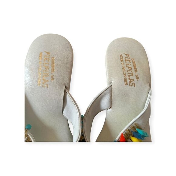 Vintage White Sandals w/ Multicolor Beads Filipinas Made in Philippines, Size 9 - Picture 8 of 13